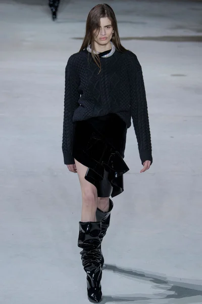 Look 52